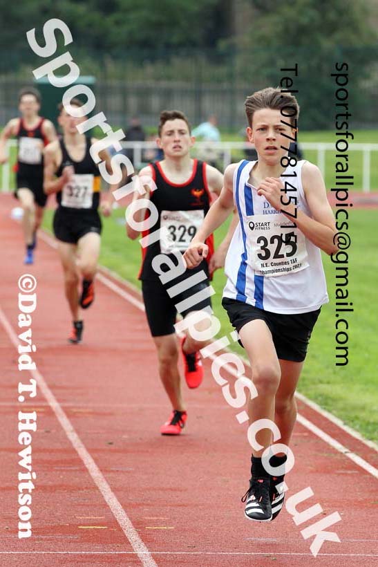 Mens and Boys 800 metres, 2021 North Eastern Track and Field Champs., Middesbrough. Photo: David T. Hewitson/Sports for All Pics